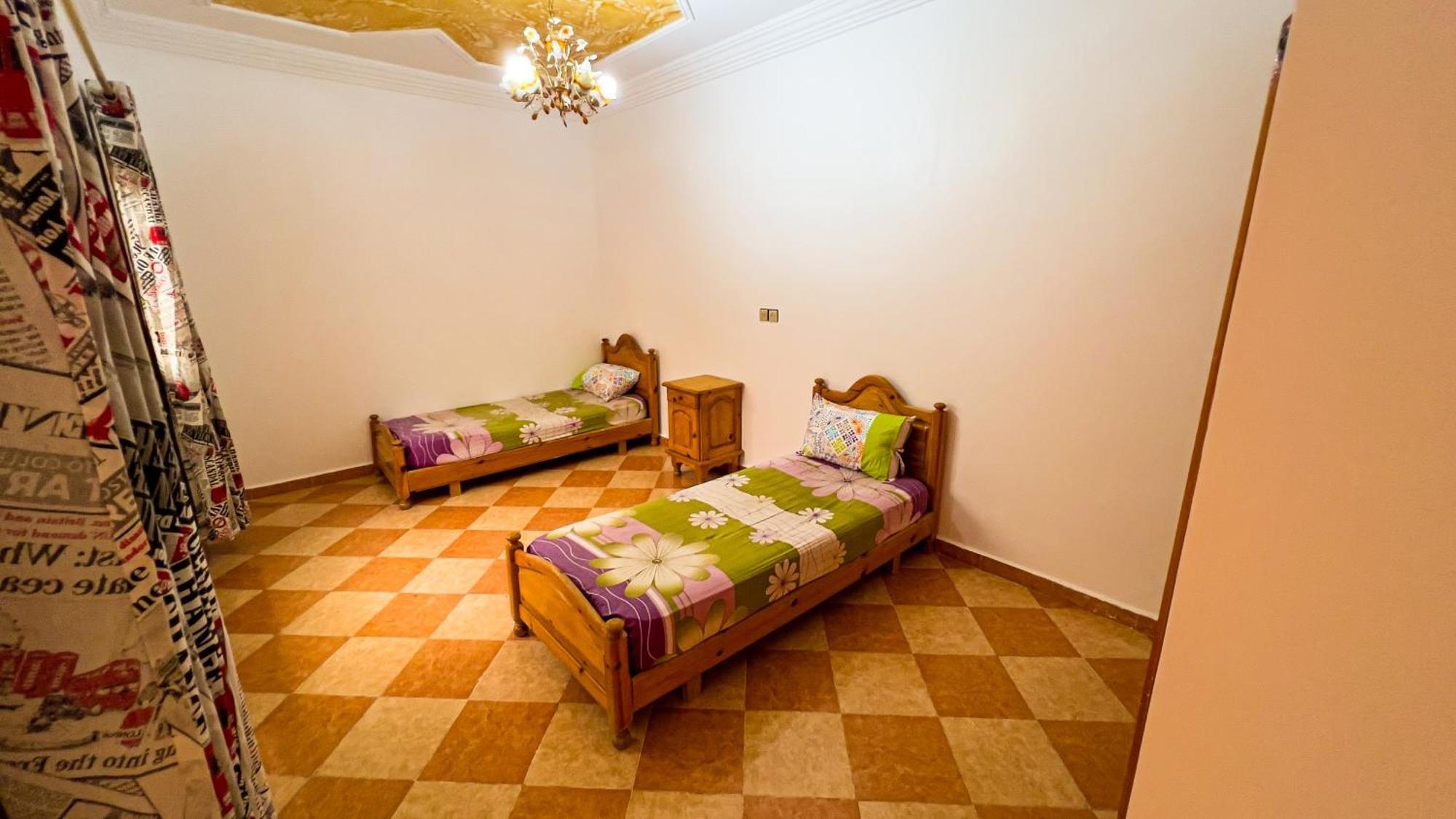 Dar Haut De Gamme Et A Un Prix Imaginaire Hostcom For Families Only Wadżda Zewnętrze zdjęcie